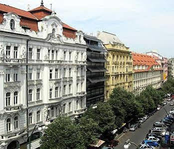 Appart hôtel Old Town 3*